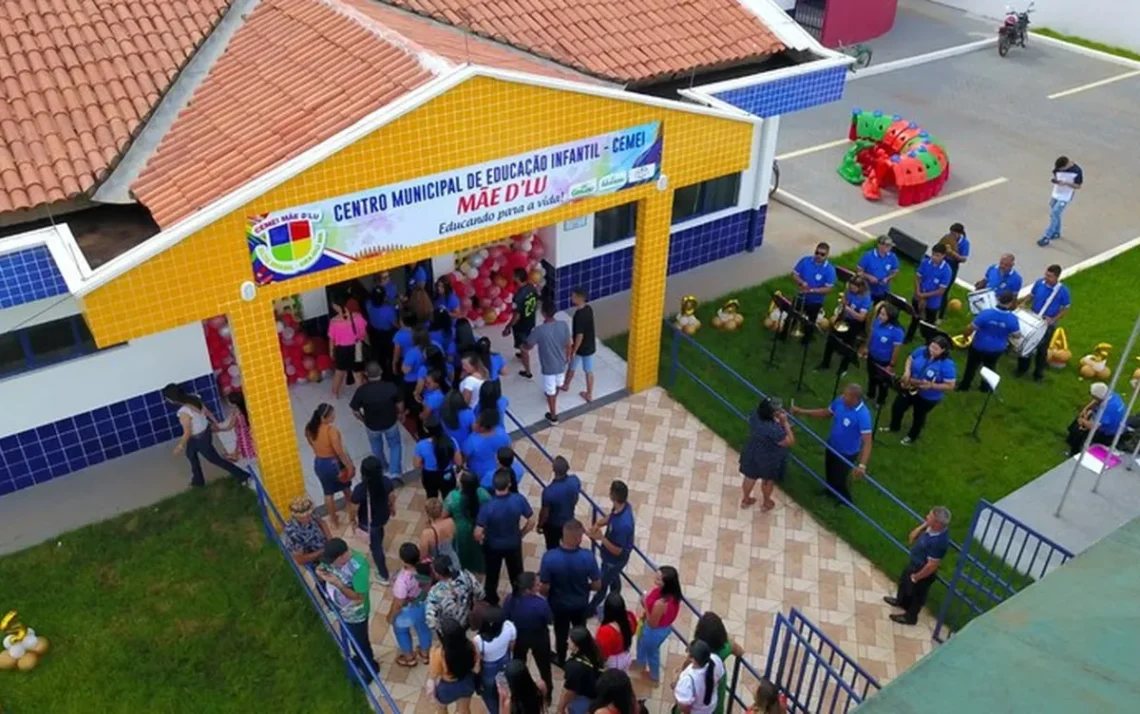 educação pública, ensino educacional, entrega de obras educacionais