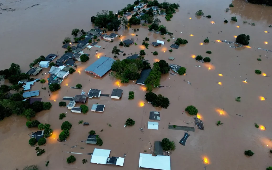 Pluvas, precipitações;