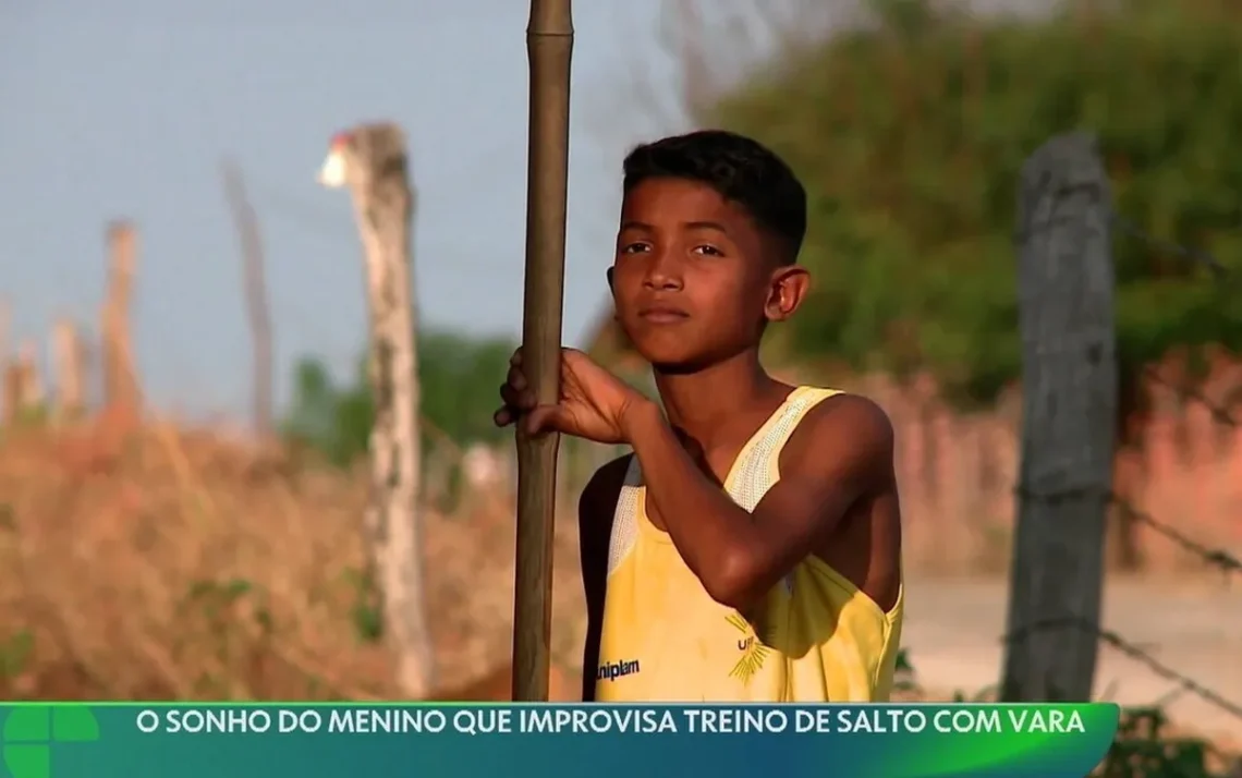 pulo, com vara;